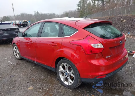 2012 Ford Focus Titanium из США, поврежденный, VIN 1FAHP3N29CL149171